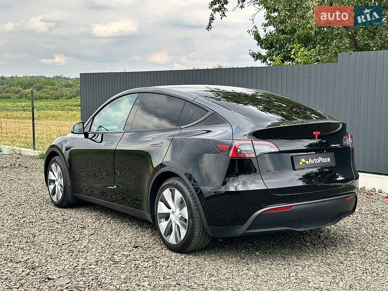 Внедорожник / Кроссовер Tesla Model Y 2021 в Луцке