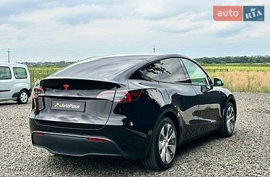 Внедорожник / Кроссовер Tesla Model Y 2021 в Луцке