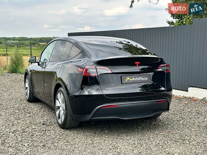 Внедорожник / Кроссовер Tesla Model Y 2021 в Луцке