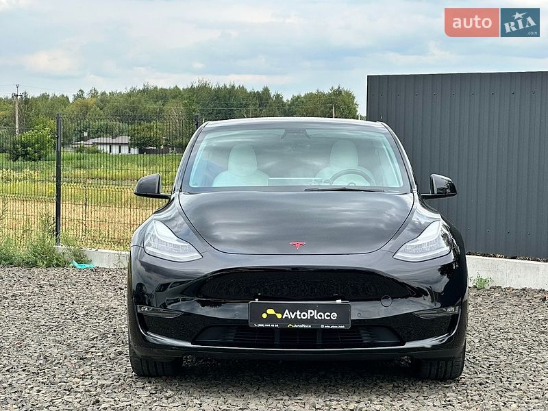Внедорожник / Кроссовер Tesla Model Y 2021 в Луцке