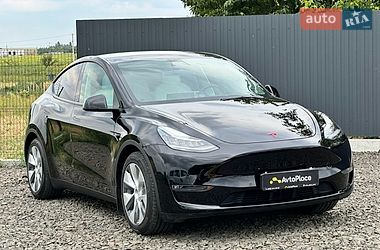 Внедорожник / Кроссовер Tesla Model Y 2021 в Луцке