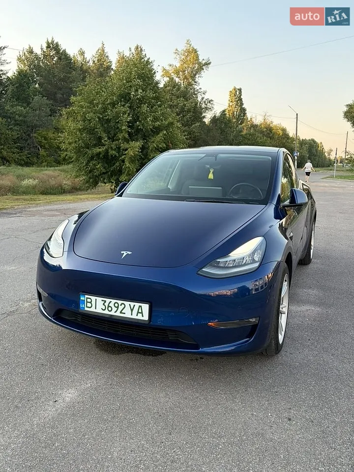 2021 Tesla Model Y - мініатюра 3