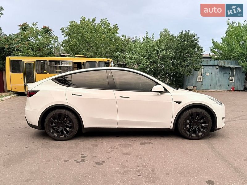 Внедорожник / Кроссовер Tesla Model Y 2021 в Одессе