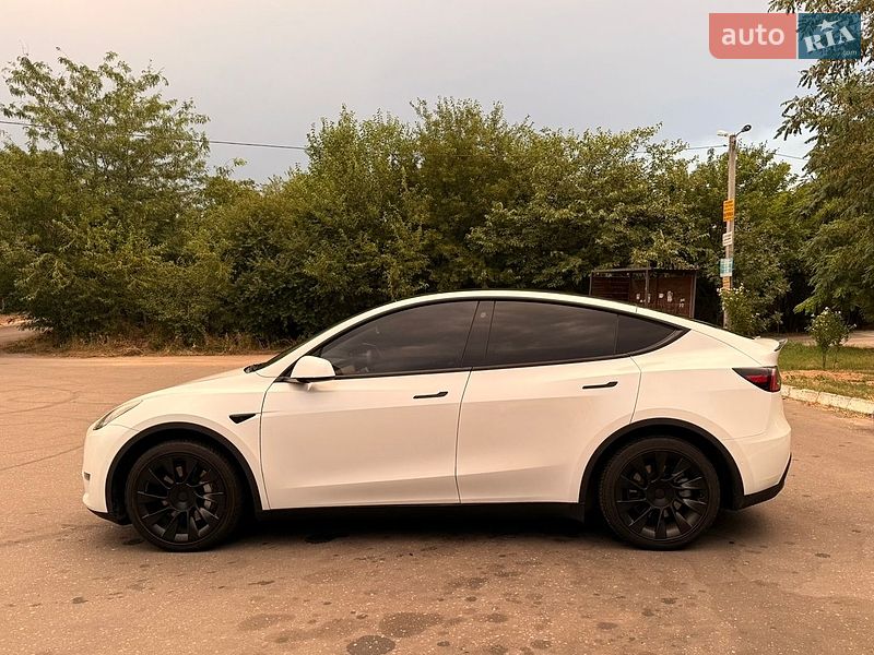 Внедорожник / Кроссовер Tesla Model Y 2021 в Одессе