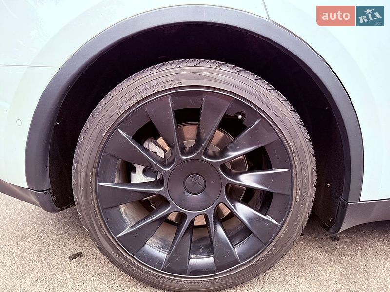 Внедорожник / Кроссовер Tesla Model Y 2021 в Одессе
