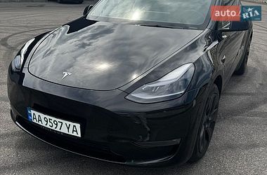 Внедорожник / Кроссовер Tesla Model Y 2022 в Киеве