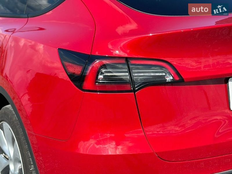 Внедорожник / Кроссовер Tesla Model Y 2023 в Костополе