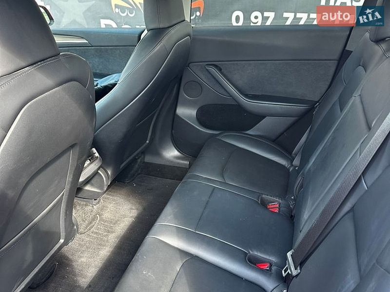 Внедорожник / Кроссовер Tesla Model Y 2023 в Костополе