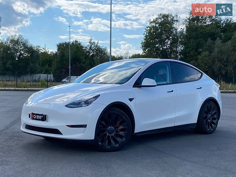 Tesla Model Y 2022