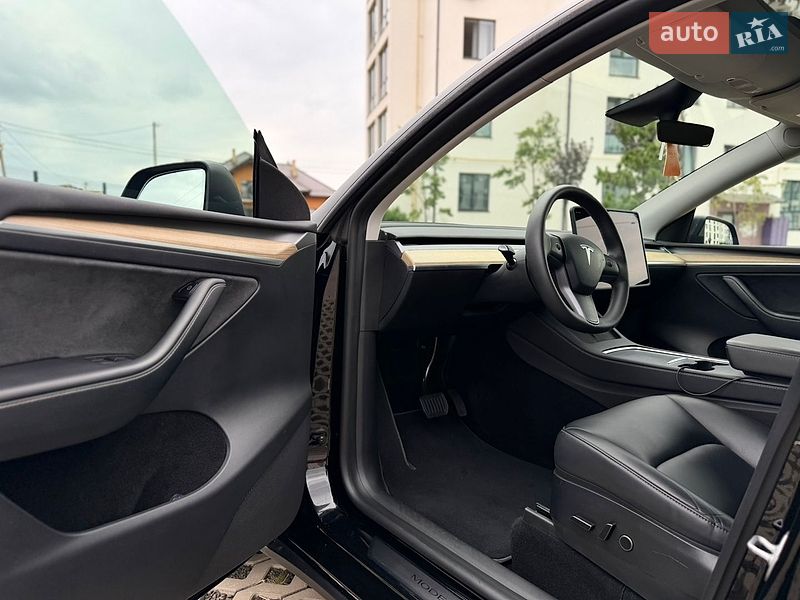 Внедорожник / Кроссовер Tesla Model Y 2023 в Луцке фото 18 Внедорожник / Кроссовер Tesla Model Y 2023 в Луцке
