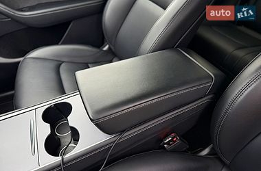 Внедорожник / Кроссовер Tesla Model Y 2023 в Луцке фото 23 Внедорожник / Кроссовер Tesla Model Y 2023 в Луцке