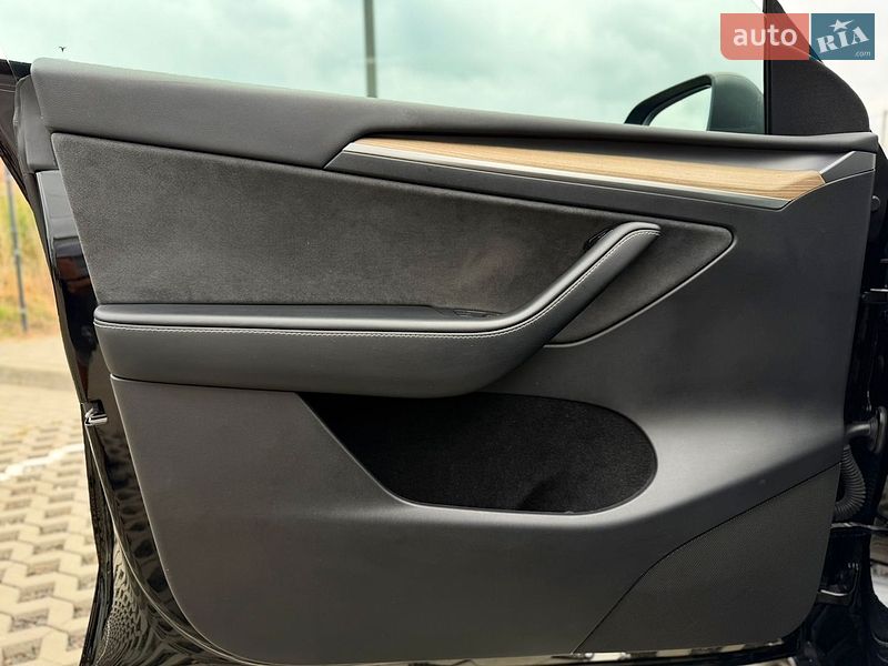 Внедорожник / Кроссовер Tesla Model Y 2023 в Луцке фото 19 Внедорожник / Кроссовер Tesla Model Y 2023 в Луцке
