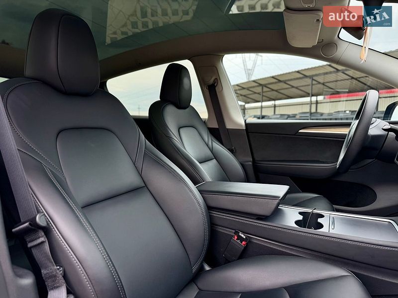 Внедорожник / Кроссовер Tesla Model Y 2023 в Луцке фото 32 Внедорожник / Кроссовер Tesla Model Y 2023 в Луцке