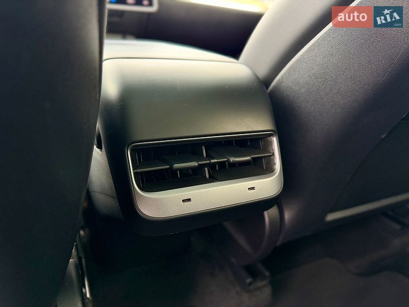 Внедорожник / Кроссовер Tesla Model Y 2023 в Луцке фото 39 Внедорожник / Кроссовер Tesla Model Y 2023 в Луцке