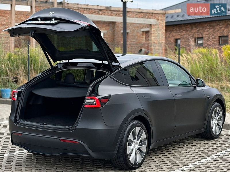 Внедорожник / Кроссовер Tesla Model Y 2023 в Луцке фото 40 Внедорожник / Кроссовер Tesla Model Y 2023 в Луцке