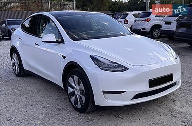 Tesla Model Y 2020