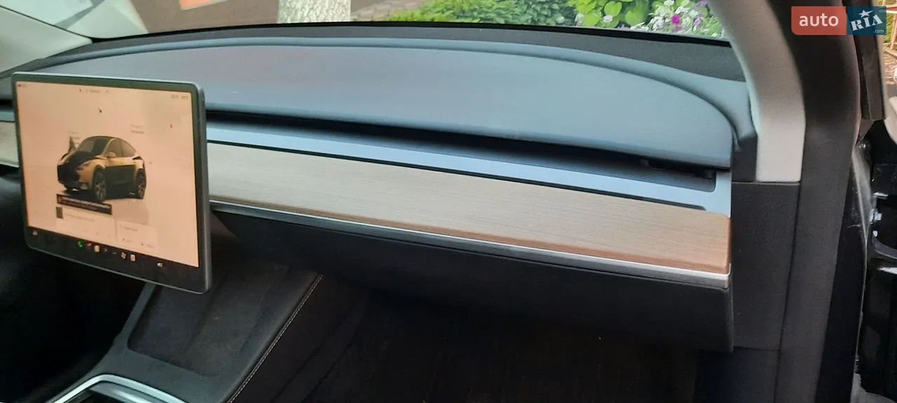 2024 Tesla Model Y - мініатюра 5