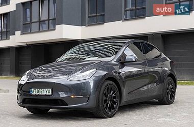 Tesla Model Y  2022