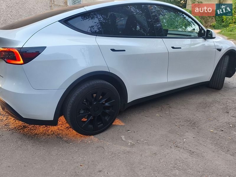 Внедорожник / Кроссовер Tesla Model Y 2024 в Могилев-Подольске фото 8 Внедорожник / Кроссовер Tesla Model Y 2024 в Могилев-Подольске
