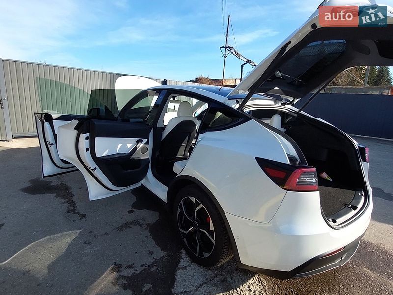 Позашляховик / Кросовер Tesla Model Y 2020 в Івано-Франківську фото 4 Позашляховик / Кросовер Tesla Model Y 2020 в Івано-Франківську