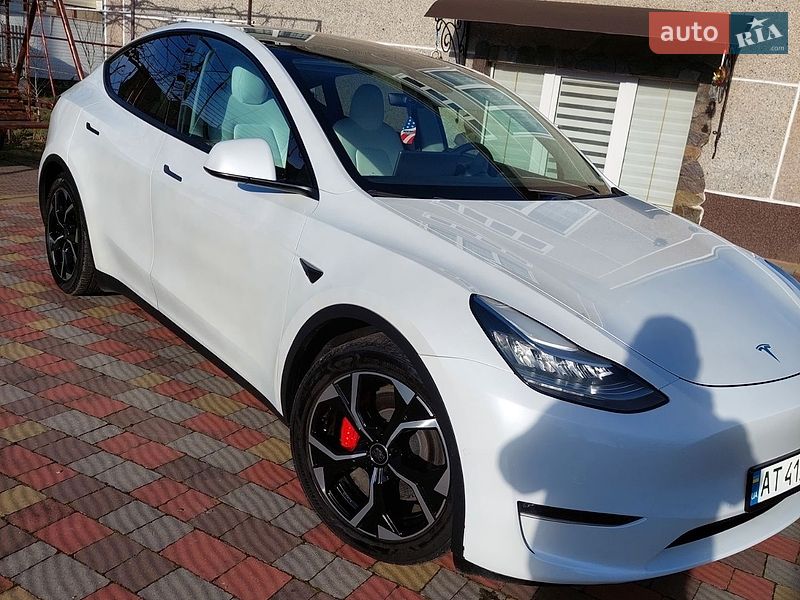 Позашляховик / Кросовер Tesla Model Y 2020 в Івано-Франківську фото Позашляховик / Кросовер Tesla Model Y 2020 в Івано-Франківську
