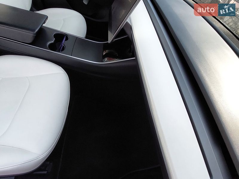 Позашляховик / Кросовер Tesla Model Y 2020 в Івано-Франківську фото 74 Позашляховик / Кросовер Tesla Model Y 2020 в Івано-Франківську