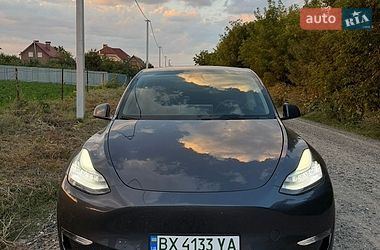 Tesla Model Y 2020