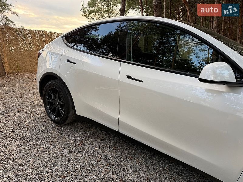 Внедорожник / Кроссовер Tesla Model Y 2022 в Тернополе фото 9 Внедорожник / Кроссовер Tesla Model Y 2022 в Тернополе