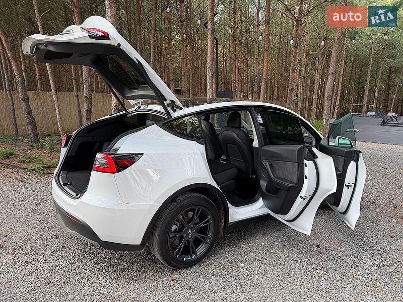 Внедорожник / Кроссовер Tesla Model Y 2022 в Тернополе фото 7 Внедорожник / Кроссовер Tesla Model Y 2022 в Тернополе