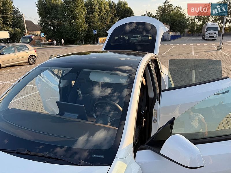 Внедорожник / Кроссовер Tesla Model Y 2022 в Тернополе фото 21 Внедорожник / Кроссовер Tesla Model Y 2022 в Тернополе