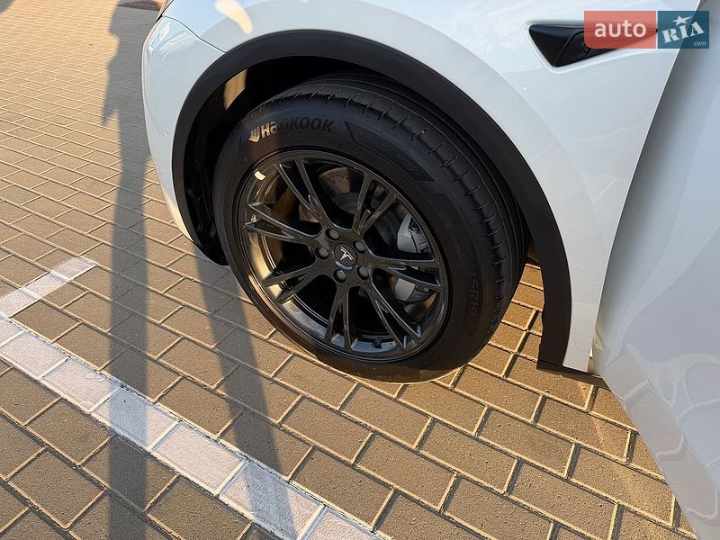 Внедорожник / Кроссовер Tesla Model Y 2022 в Тернополе фото 33 Внедорожник / Кроссовер Tesla Model Y 2022 в Тернополе