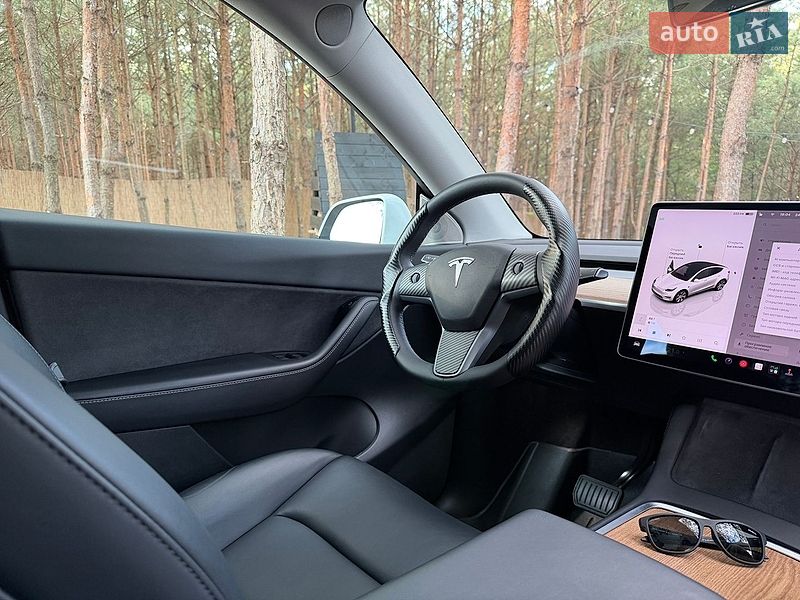 Внедорожник / Кроссовер Tesla Model Y 2022 в Тернополе фото 39 Внедорожник / Кроссовер Tesla Model Y 2022 в Тернополе