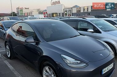Tesla Model Y  2022