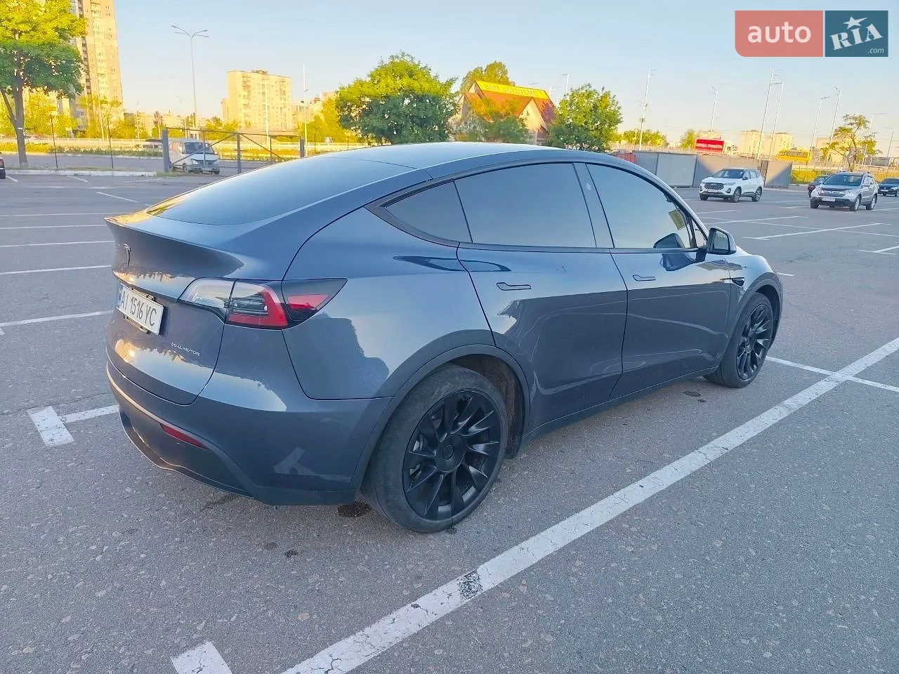 2023 Tesla Model Y - мініатюра 4