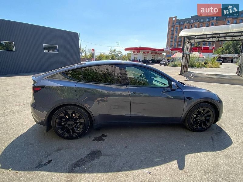 Внедорожник / Кроссовер Tesla Model Y 2021 в Днепре