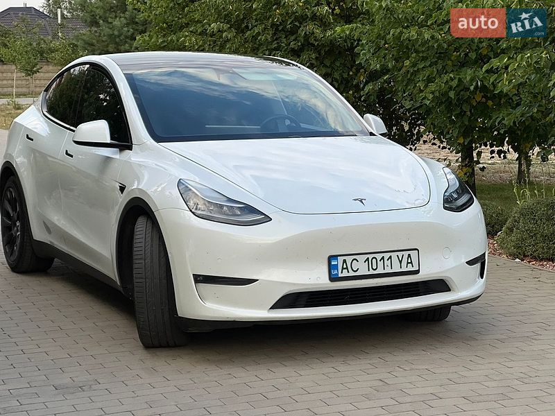 Позашляховик / Кросовер Tesla Model Y 2020 в Рівному фото Позашляховик / Кросовер Tesla Model Y 2020 в Рівному