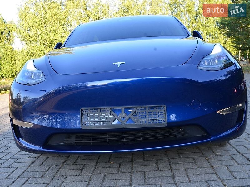 Позашляховик / Кросовер Tesla Model Y 2024 в Дрогобичі
