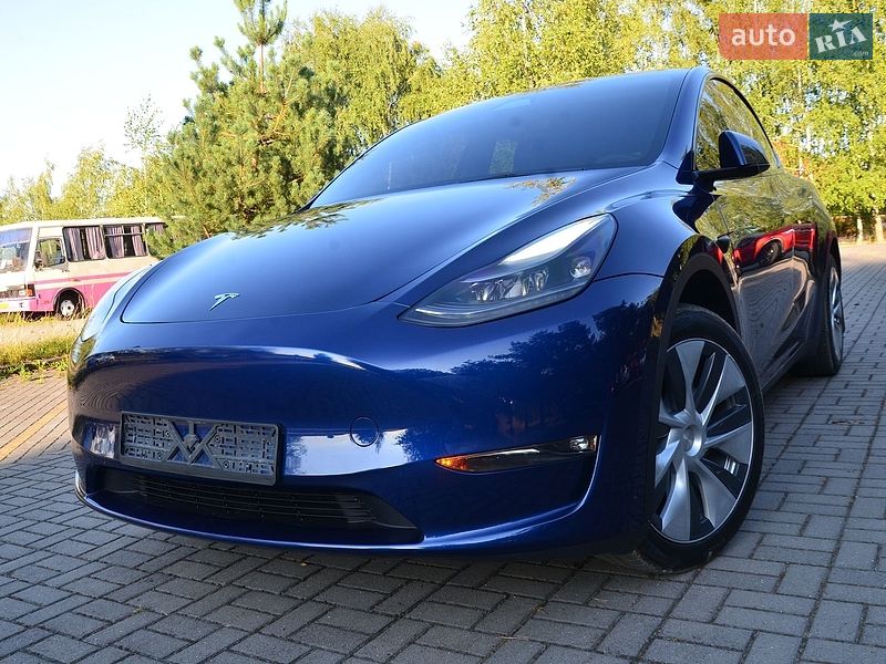 Позашляховик / Кросовер Tesla Model Y 2024 в Дрогобичі