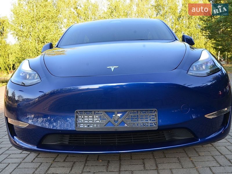 Позашляховик / Кросовер Tesla Model Y 2024 в Дрогобичі