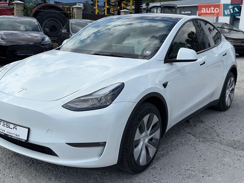 Внедорожник / Кроссовер Tesla Model Y 2023 в Виннице