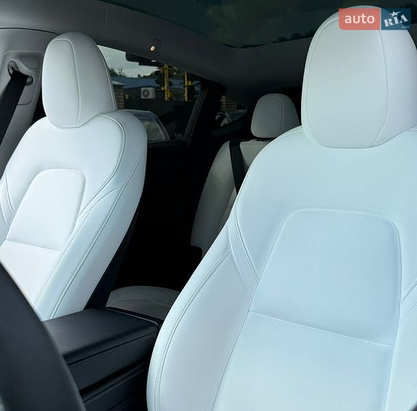 Внедорожник / Кроссовер Tesla Model Y 2023 в Виннице