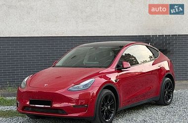 tesla model-y 2023 в Черновцы от профессионального продавца Василь Олегович Іванський