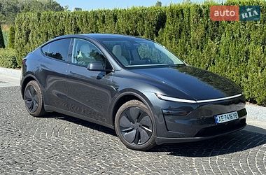 Внедорожник / Кроссовер Tesla Model Y 2025 в Днепре Внедорожник / Кроссовер Tesla Model Y 2025 в Днепре