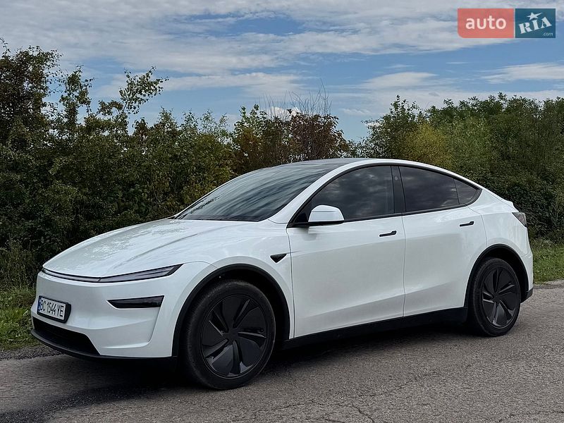 Позашляховик / Кросовер Tesla Model Y 2025 в Львові Позашляховик / Кросовер Tesla Model Y 2025 в Львові