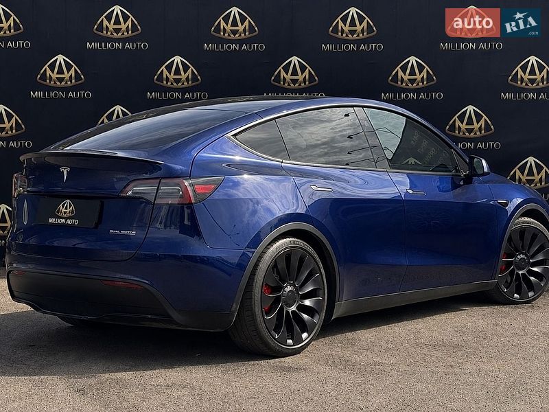 Внедорожник / Кроссовер Tesla Model Y 2023 в Киеве фото 6 Внедорожник / Кроссовер Tesla Model Y 2023 в Киеве