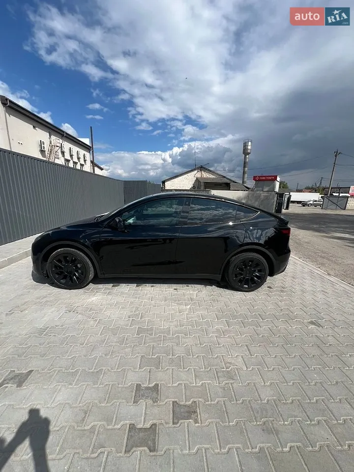 2021 Tesla Model Y - мініатюра 4