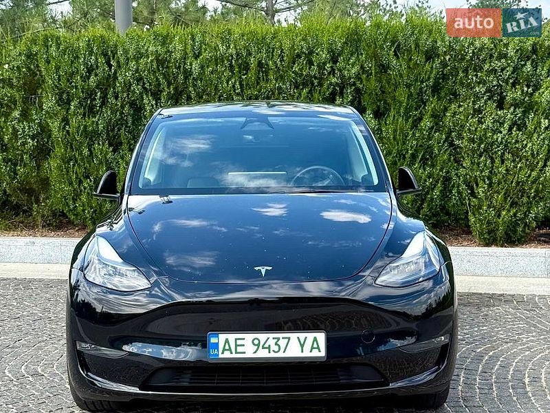 Внедорожник / Кроссовер Tesla Model Y 2024 в Днепре