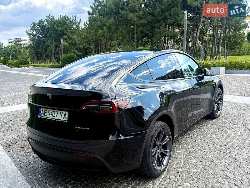Внедорожник / Кроссовер Tesla Model Y 2024 в Днепре