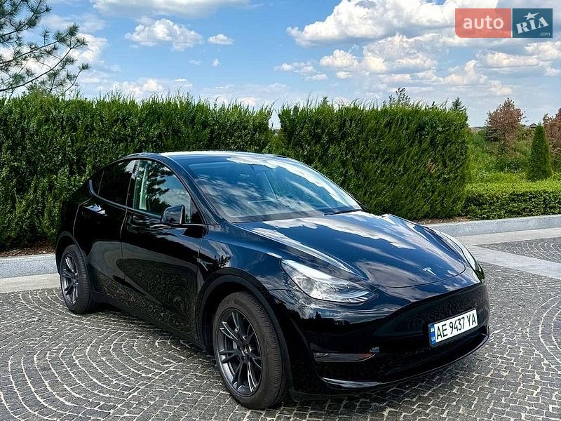 Внедорожник / Кроссовер Tesla Model Y 2024 в Днепре