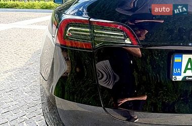 Внедорожник / Кроссовер Tesla Model Y 2024 в Днепре